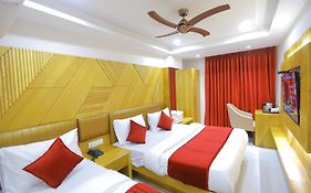 Hotel Glitz - Walk In From New Delhi Railway Station