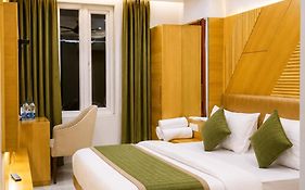 Hotel Glitz - Walk In From New Delhi Railway Station